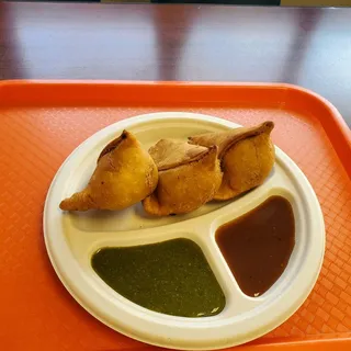 Samosas (3 Pieces)