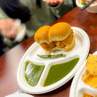 Vada Pav (2)
