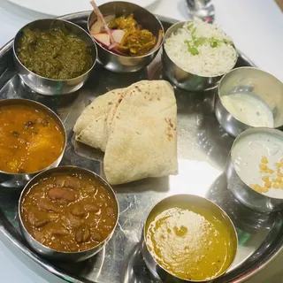 Bhel Thali