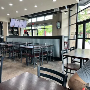 Clean and tidy inside