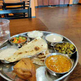 Best Gujrati thali in Foslom!