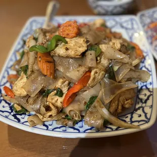 noodle dish, noodles, ramen, ramen and noodles, noodle soup, food