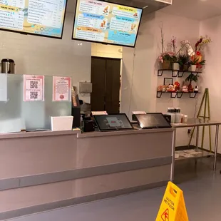 Ordering counter with kiosk