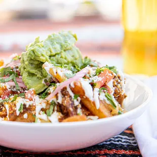 Cochinita loaded fries