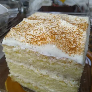 Horchata (Quatro leches) cake