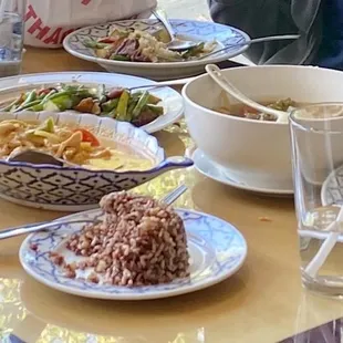Krapraw Moo Krob Paneng Tom yum