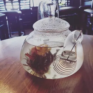 Blooming Tea Pot (24 Oz.)