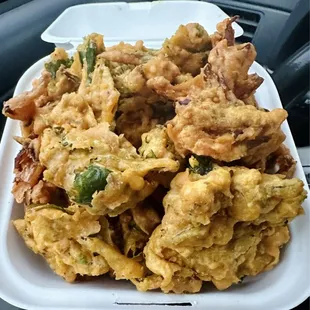 Mix Pakoda (Spinach &amp; Onion) - $5.99