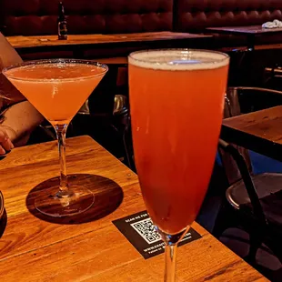 Lemongrass Sparkletini and Never Been Kissed