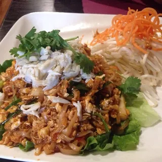 Chan Pad Poo (Spicy Dungeness Crab)