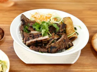 Pho Huyen & Banh Mi
