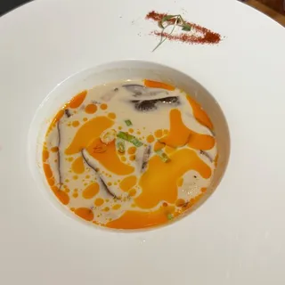 TOM KHA LOBSTER "Beat Bobby Flay"