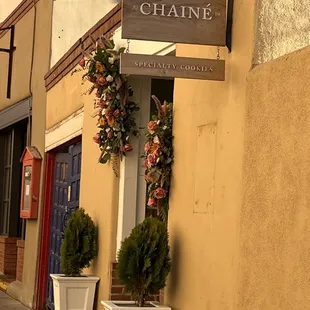 Entrance to the most magnificent smelling cookie shop!