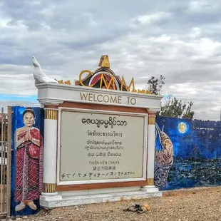 For my CA friends intending to visit next year, keep an eye out for the monthly food fair :)