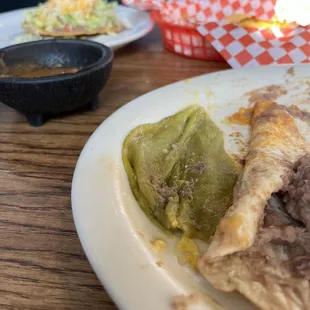 Combo Chile Relleno-soft,Burrito &amp; Cheese Enchilada-chile not stuffed and &quot;batter&quot; was a scrambled egg- burrito had teaspoon of beans! Yuck.