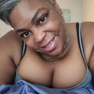 Roshanda M.