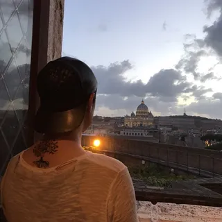 Robbie G.