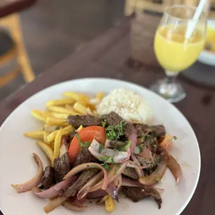 Lomo Saltado