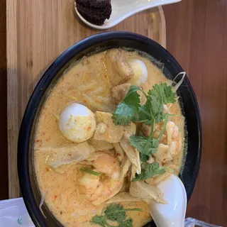 Singaporean Laksa lemak