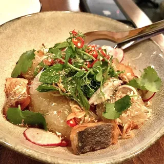 Pomelo salad