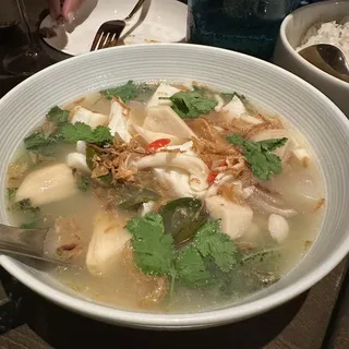 Tom Som Pla (southern style tom yum soup) (Mild spicy) (GF)