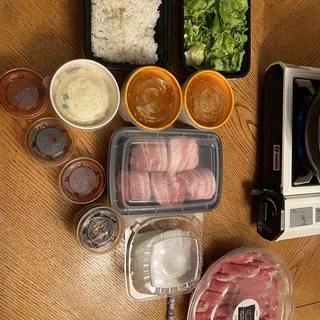Small BBQ at Home Family Meal (UNCOOKED)