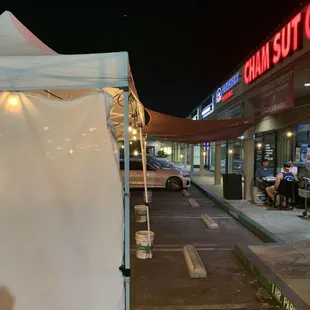 Outdoor Dining available