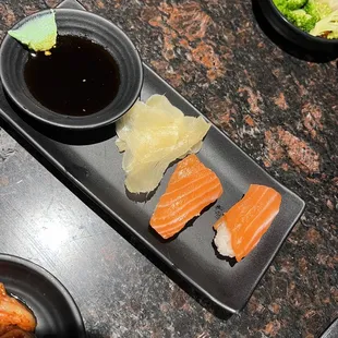 Salmon sushi