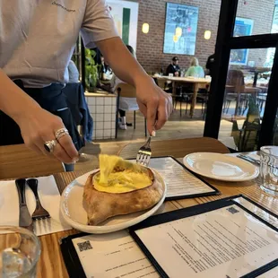 Adjaruli Khachapuri