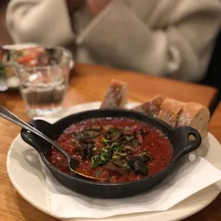 Chiji piji with mushrooms