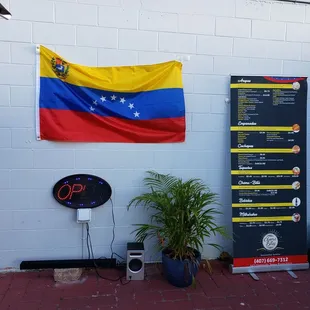 The menu and the Venezuelan flag