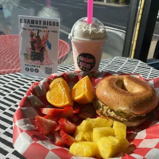 Bagel brunch all day