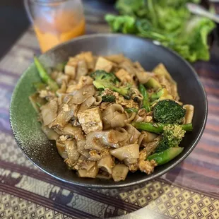 38. Pad Se-Ew Noodles