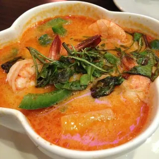 60. Pineapple Shrimp Clay Pot
