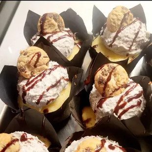 Vanilla Oreo Cupcakes