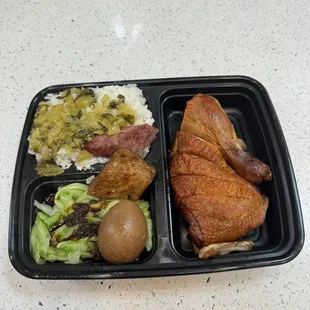 Smoked chicken bento