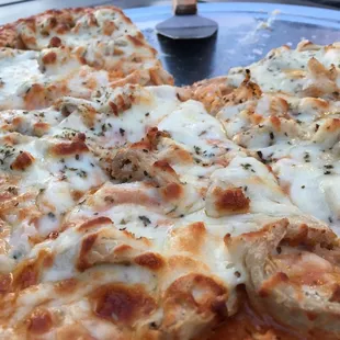 Buffalo chicken pizza