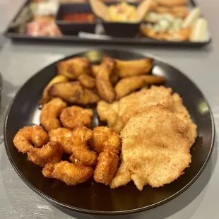 Sea Plate - Breaded Fish &amp; Shrimp. Sub fries for Plantains.