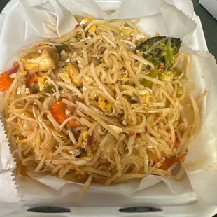 Veggie &amp; Tofu pad Thai