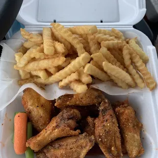 10 pc wing combo. Spicy honey garlic. Comes with fries and drink.