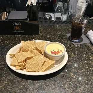 Chips and queso