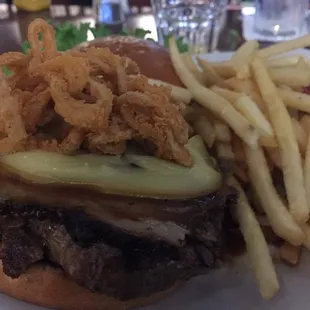 Champions Pub Burger