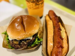 Mahaloha Burger- Waikiki