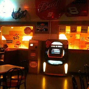 the inside of a fast food restaurant