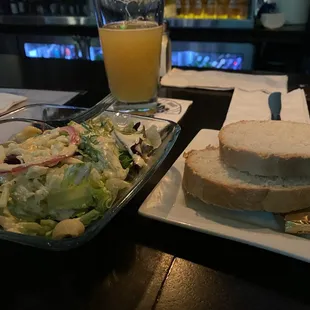 House salad and bread included with entree. Great beers on tap, this one happened to be Broken Heels.