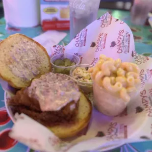 Fried chicken sandwich with macncheese.