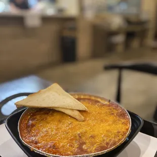 The baked bolognese spaghetti