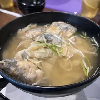 Dumpling Noodles in Soup