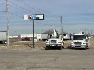 T & W Tire