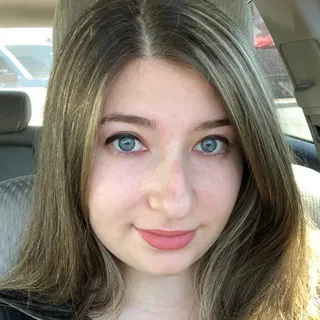 Nadia R.